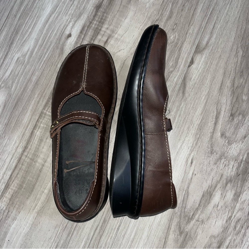 Naot Leather Shoes - Picture 5 of 8